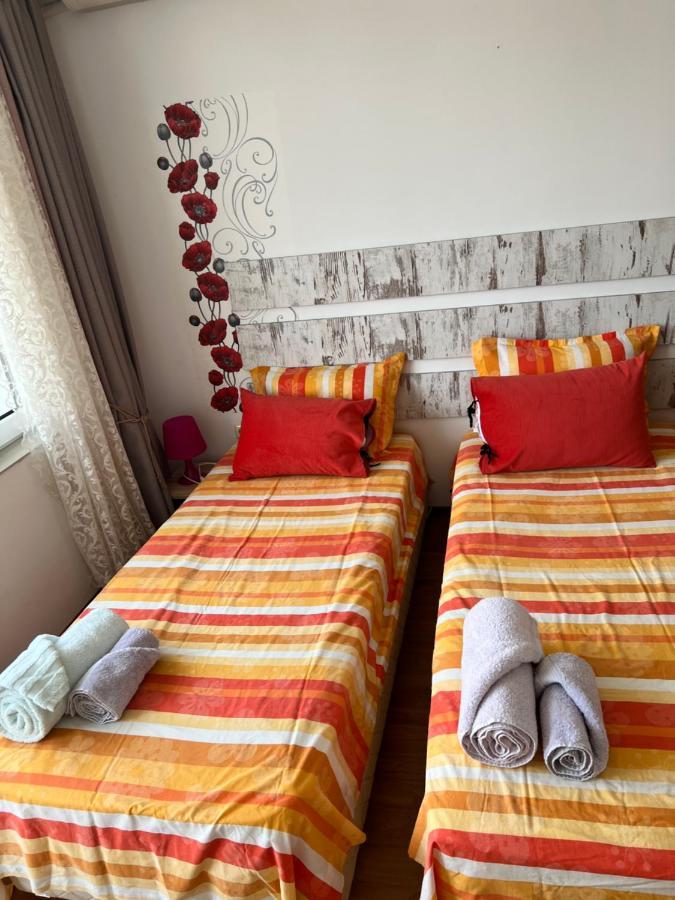 Orange Apartments Pomorie Exterior foto