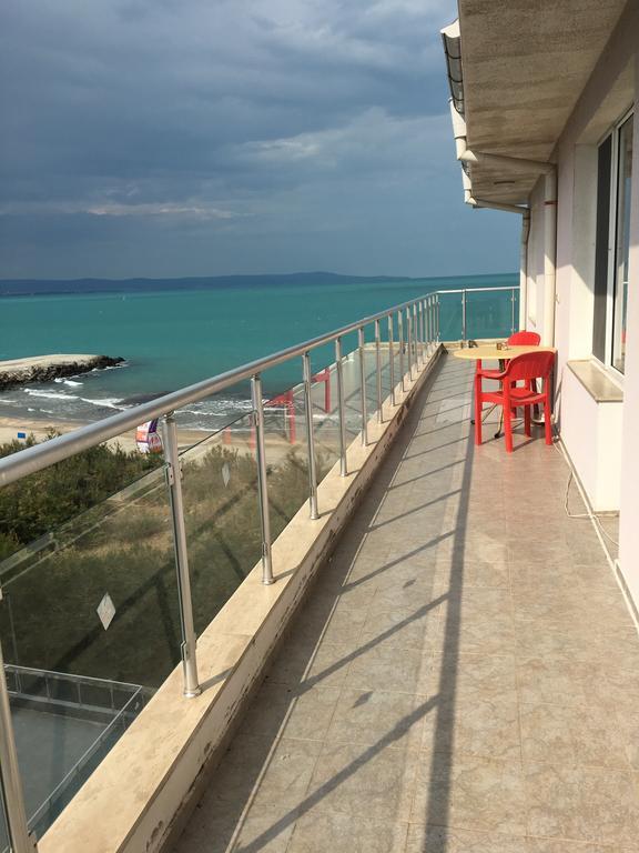 Orange Apartments Pomorie Exterior foto