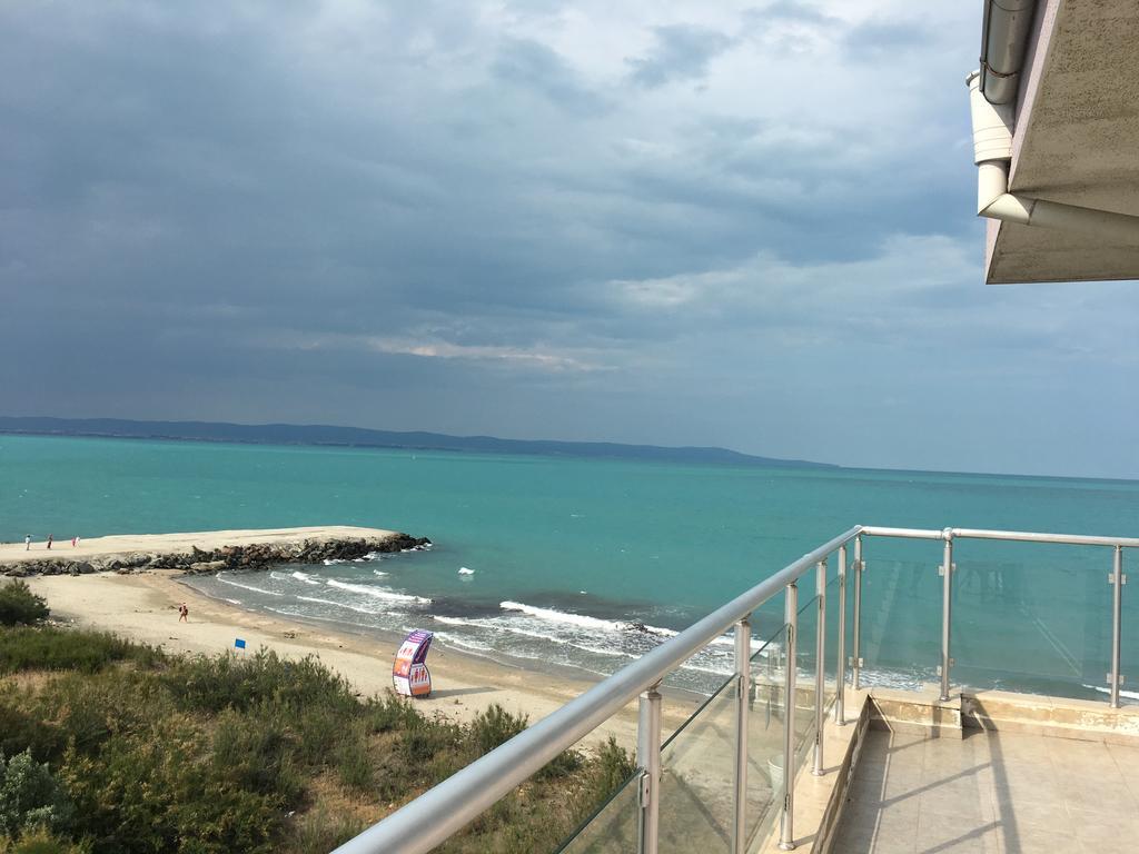 Orange Apartments Pomorie Exterior foto